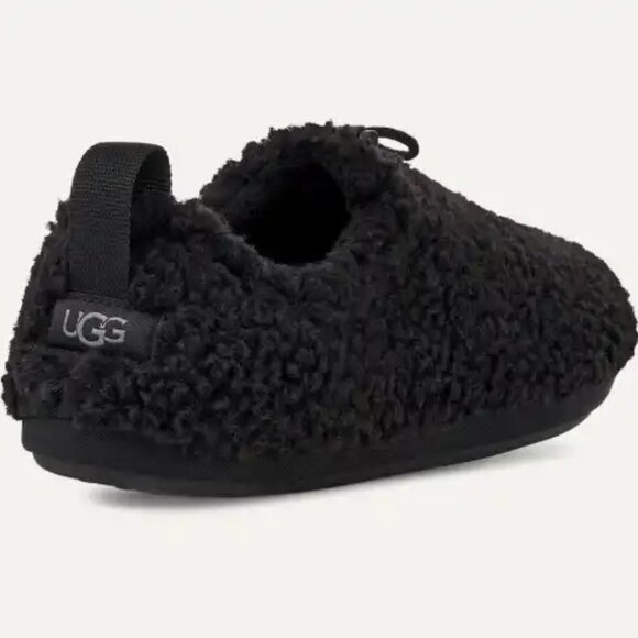 UGG Women's 8 Black Plushy Shearling Warm Slipper Booties - Picture 1 of 9